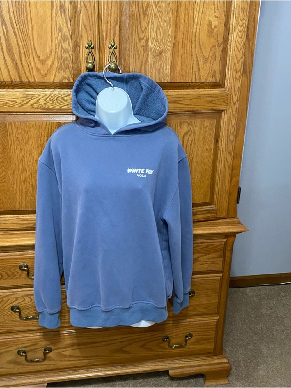 White Fox Vol.3 Women's Oversized Pullover Hoodie Size S/M Ocean Blue/White - Picture 8 of 16